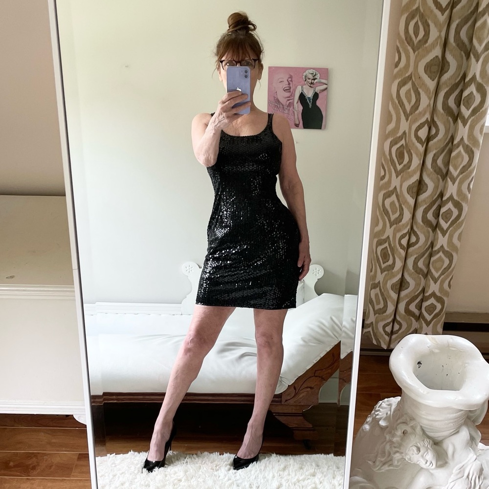 ALYCE BLACK SEQUIN TANK DRESS ZIPPER LINED FORM FIT SPAGHETTI STRAPS BEADING